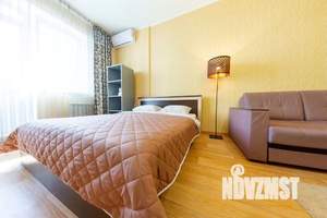 1-к квартира, посуточно, 55м2, 1/1 этаж