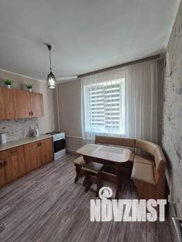 1-к квартира, посуточно, 37м2, 9/17 этаж