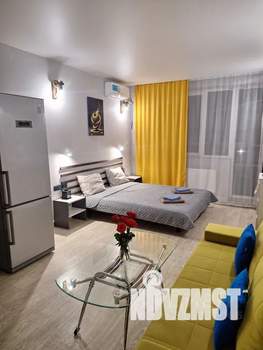 Студия квартира, посуточно, 31м2, 4/10 этаж