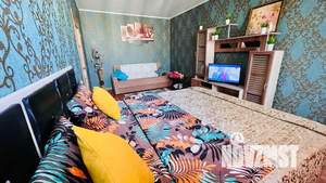 1-к квартира, посуточно, 38м2, 17/17 этаж