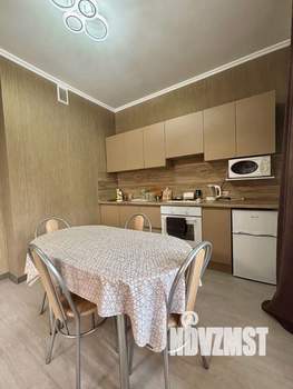 Студия квартира, посуточно, 44м2, 2/17 этаж