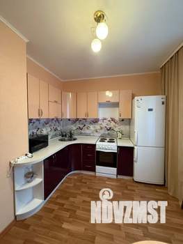 1-к квартира, посуточно, 37м2, 7/17 этаж