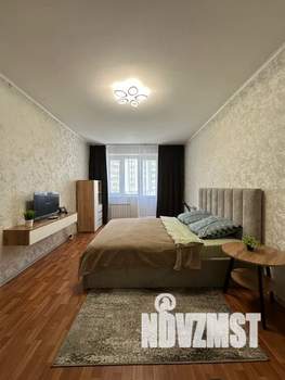 1-к квартира, посуточно, 40м2, 4/17 этаж