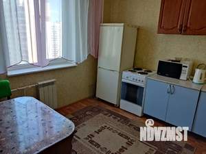 1-к квартира, посуточно, 39м2, 5/17 этаж