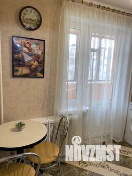 1-к квартира, посуточно, 36м2, 4/5 этаж