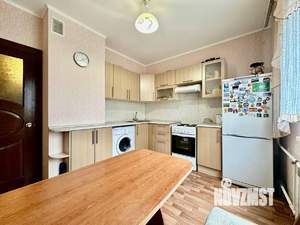 Студия квартира, на длительный срок, 38м2, 2/17 этаж