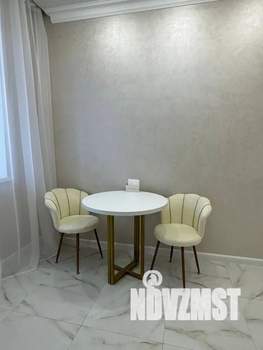 1-к квартира, посуточно, 38м2, 9/17 этаж