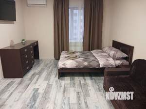 1-к квартира, посуточно, 42м2, 5/10 этаж