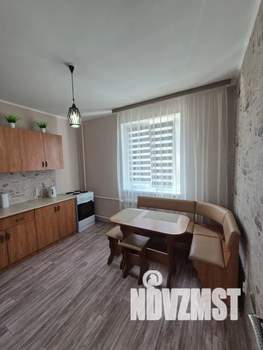 1-к квартира, посуточно, 37м2, 9/17 этаж