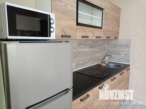 1-к квартира, посуточно, 38м2, 16/17 этаж