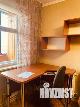 1-к квартира, посуточно, 38м2, 7/10 этаж