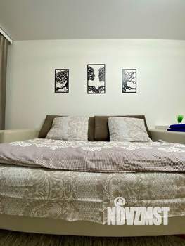 1-к квартира, посуточно, 40м2, 10/10 этаж