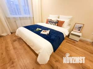 2-к квартира, посуточно, 42м2, 8/18 этаж