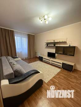 1-к квартира, посуточно, 38м2, 7/17 этаж