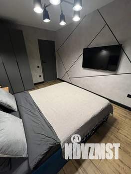 1-к квартира, посуточно, 37м2, 11/18 этаж