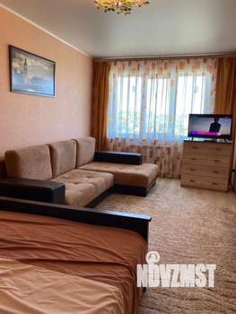 1-к квартира, посуточно, 39м2, 10/18 этаж