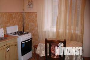 1-к квартира, посуточно, 43м2, 1/5 этаж