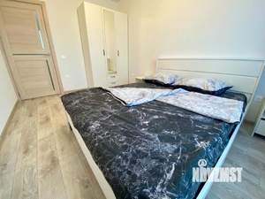 1-к квартира, посуточно, 38м2, 6/18 этаж