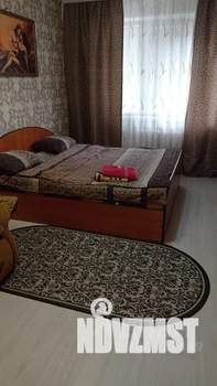 2-к квартира, посуточно, 45м2, 1/5 этаж