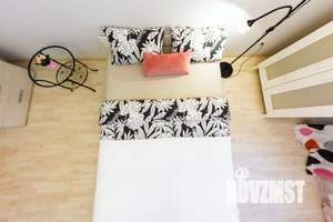 1-к квартира, посуточно, 55м2, 1/1 этаж