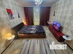 1-к квартира, посуточно, 40м2, 6/17 этаж