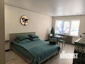 Студия квартира, посуточно, 40м2, 1/5 этаж