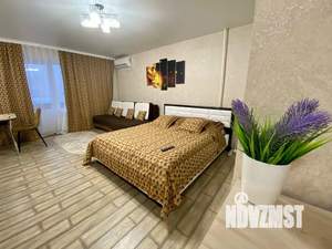 Студия квартира, посуточно, 38м2, 5/5 этаж