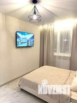 1-к квартира, посуточно, 40м2, 2/10 этаж