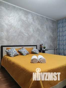 Студия квартира, посуточно, 38м2, 1/17 этаж