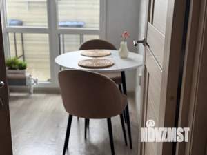 1-к квартира, посуточно, 38м2, 7/10 этаж