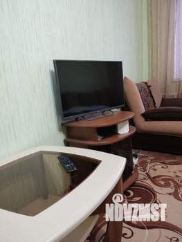 1-к квартира, посуточно, 39м2, 8/17 этаж