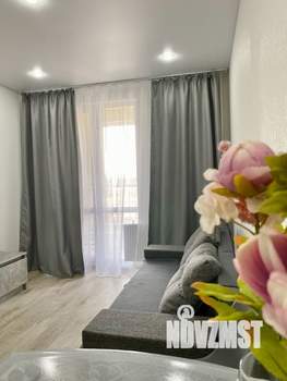 1-к квартира, посуточно, 38м2, 6/18 этаж