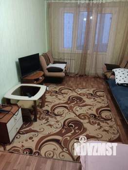 1-к квартира, посуточно, 39м2, 8/17 этаж