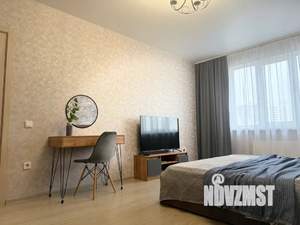 1-к квартира, посуточно, 38м2, 7/10 этаж