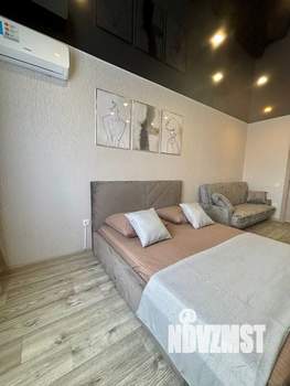 1-к квартира, посуточно, 37м2, 8/19 этаж