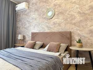 1-к квартира, посуточно, 38м2, 7/10 этаж