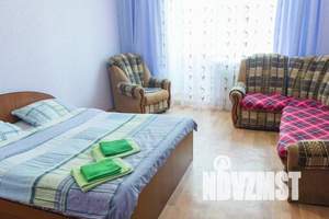 1-к квартира, посуточно, 49м2, 2/10 этаж