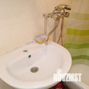 1-к квартира, посуточно, 38м2, 17/17 этаж