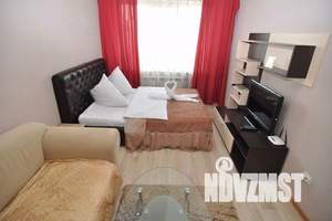 1-к квартира, посуточно, 37м2, 18/18 этаж