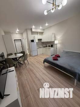Студия квартира, посуточно, 28м2, 1/8 этаж