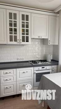 1-к квартира, посуточно, 42м2, 10/10 этаж