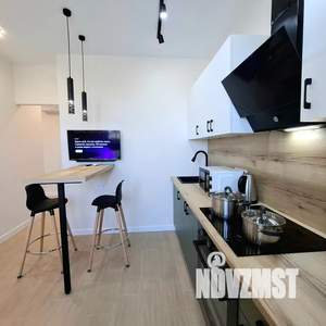 1-к квартира, посуточно, 38м2, 7/10 этаж