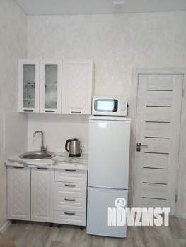 Студия квартира, посуточно, 14м2, 1/10 этаж