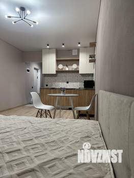 Студия квартира, посуточно, 30м2, 7/10 этаж