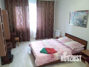 1-к квартира, посуточно, 40м2, 11/17 этаж