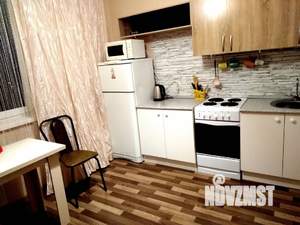 1-к квартира, посуточно, 38м2, 8/17 этаж