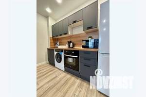 1-к квартира, посуточно, 38м2, 17/17 этаж