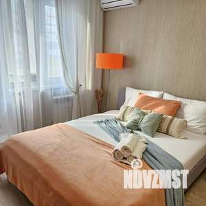 1-к квартира, посуточно, 37м2, 1/1 этаж