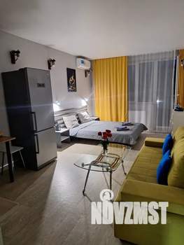 Студия квартира, посуточно, 31м2, 4/10 этаж