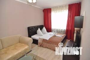 1-к квартира, посуточно, 37м2, 18/18 этаж